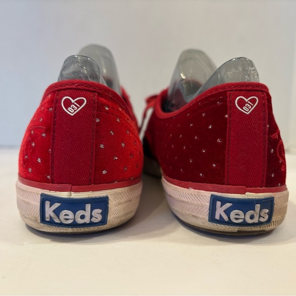 Keds Taylor Swift red velvet rhinestone accented tour sneakers size 8.5 - Picture 9 of 13